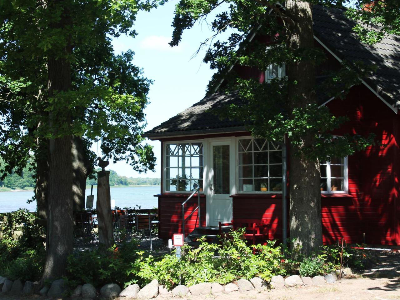Peaceful Apartment In Zierow With Terrace 外观 照片